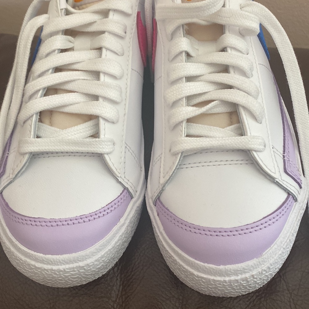Nike Womens Blazer ‘77 Low Shoes.Leather - Picture 5 of 12